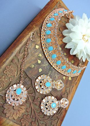 Turquoise Stone Studded Necklace Set