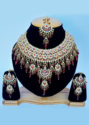 Red Stone Studded Necklace Set