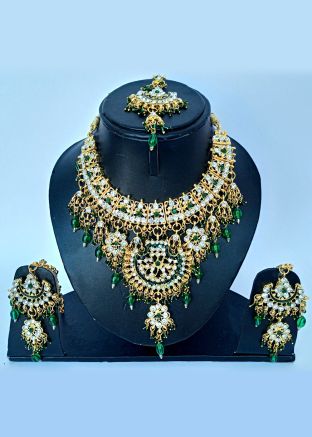 Green Stone Studded Necklace Set