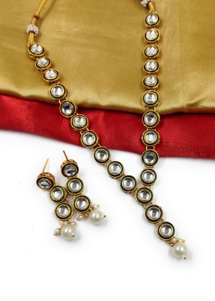 Golden Kundan Studded Necklace Set