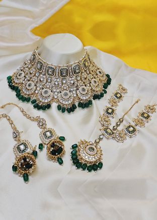 Green Kundan Studded Necklace Set