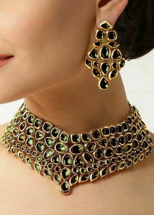 Black Studded Kundan Necklace Set