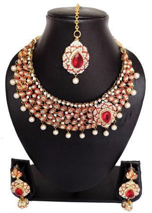 Red Kundan Studded Necklace Set