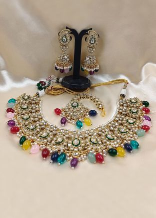 Multicolor Kundan Studded Choker Necklace Set