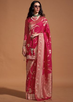 Pink Georgette Saree In Zari Woven Work