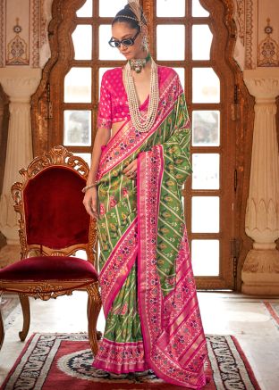 Green Art Silk Saree In Print
