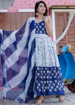 Blue & White Floral Printed Flared Kurta