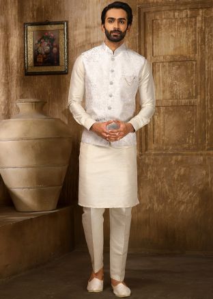 Mens Cream Kurta & Pajama With White Nehru Jacket