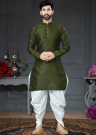 Green Woven Silk Dhoti & Kurta For Men