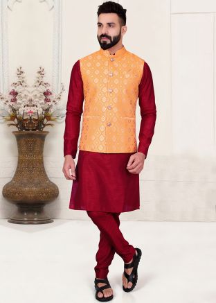 Maroon Mens Kurta & Woven Nehru Jacket