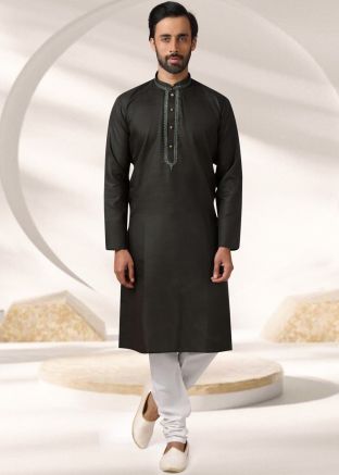 Black Embroidered Kurta Pajama In Cotton
